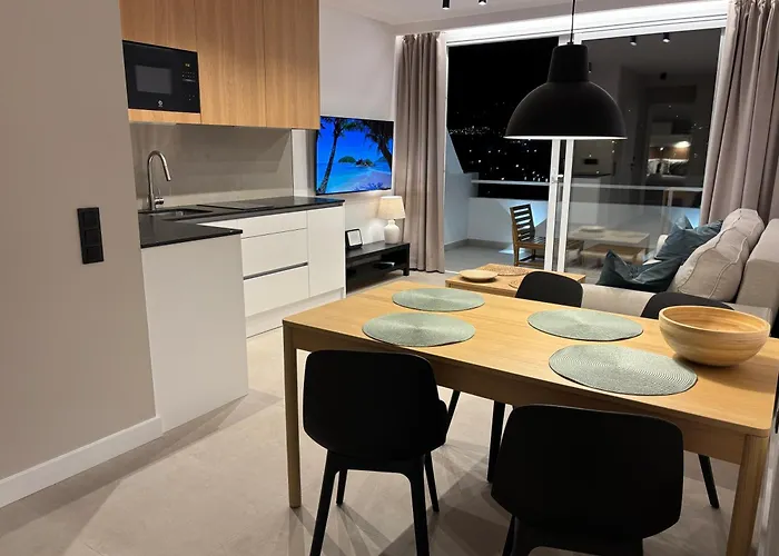 Perla Mare Island Village Heights Апартаменти *